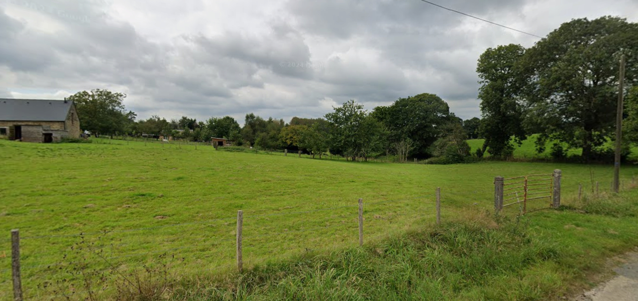 LA CHAISE-BAUDOUIN Terrain La Chaise Baudouin 3200 m2 1