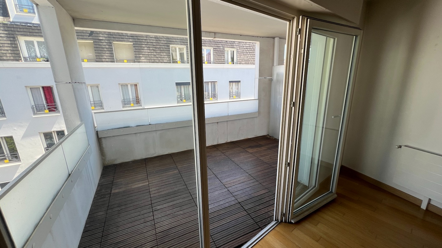 PARIS-19E-ARRONDISSEMENT Beau 2 pièces avec terrasse dans bel immeuble récent 5