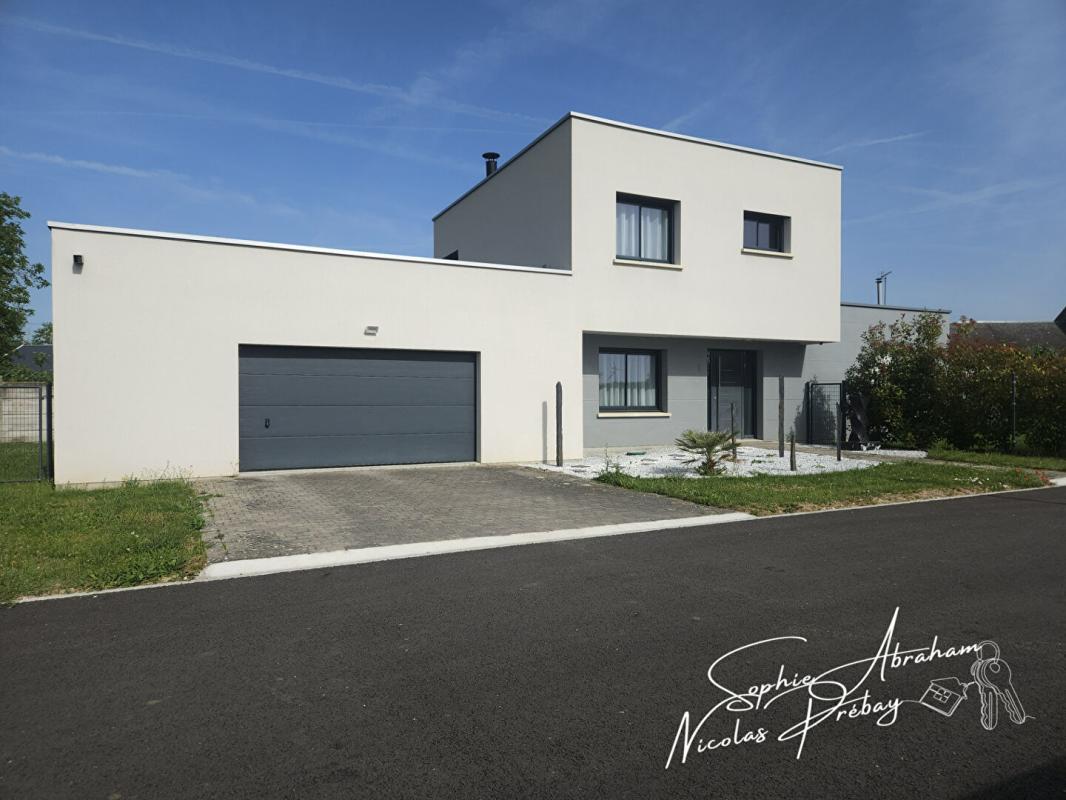 TOURY Maison contemporaine BBC , 3 chambres, garage de 48 m², jardin avec piscine 13