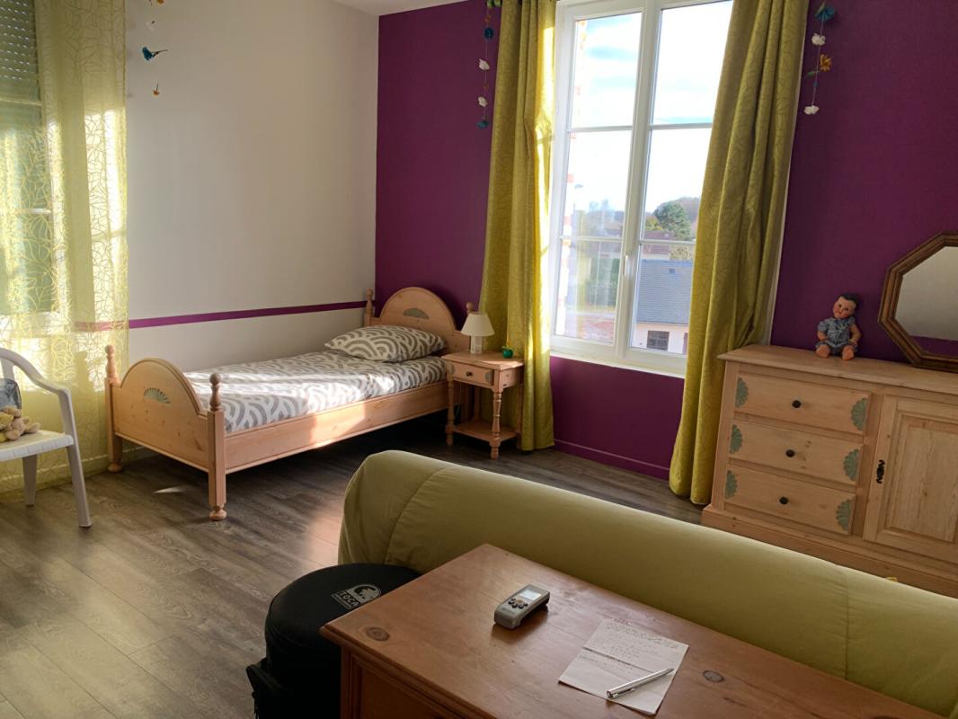 BARC MAGNIFIQUE PROPRIETE COMPRENANT UNE MAISON DE MAITRE ET UNE ANNEXE 10
