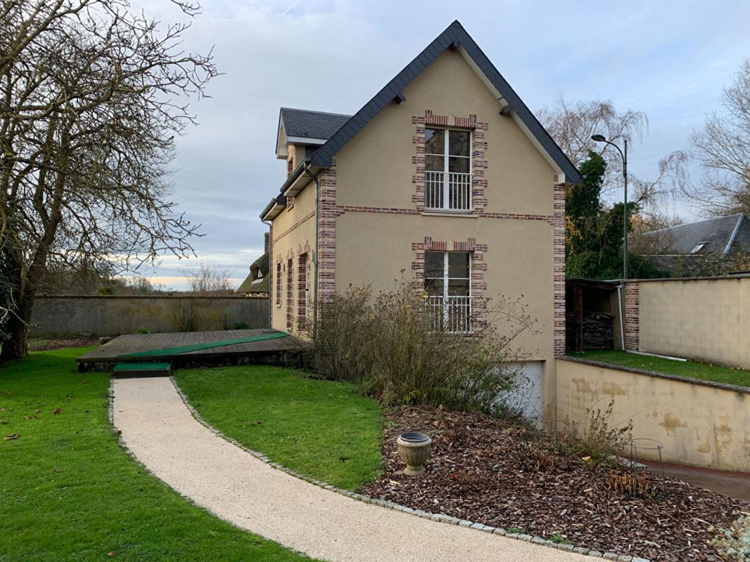BARC MAGNIFIQUE PROPRIETE COMPRENANT UNE MAISON DE MAITRE ET UNE ANNEXE 4