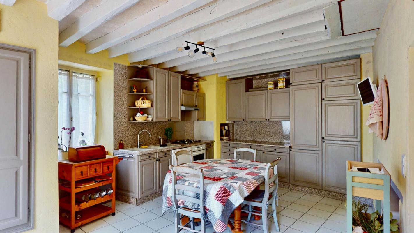 GUERARD Maison briarde atypique 6 pièces 4 chambres 325 000 3