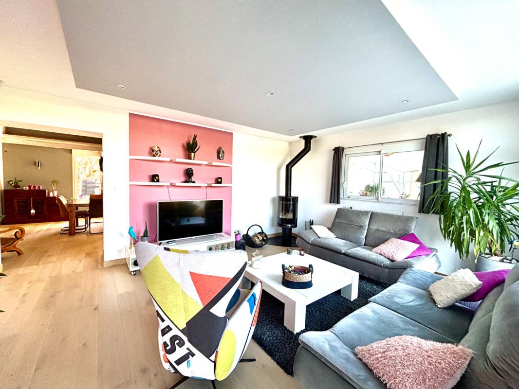 LES ROSIERS-SUR-LOIRE Maison 7 pièce(s) 175 m2 avec piscine 6