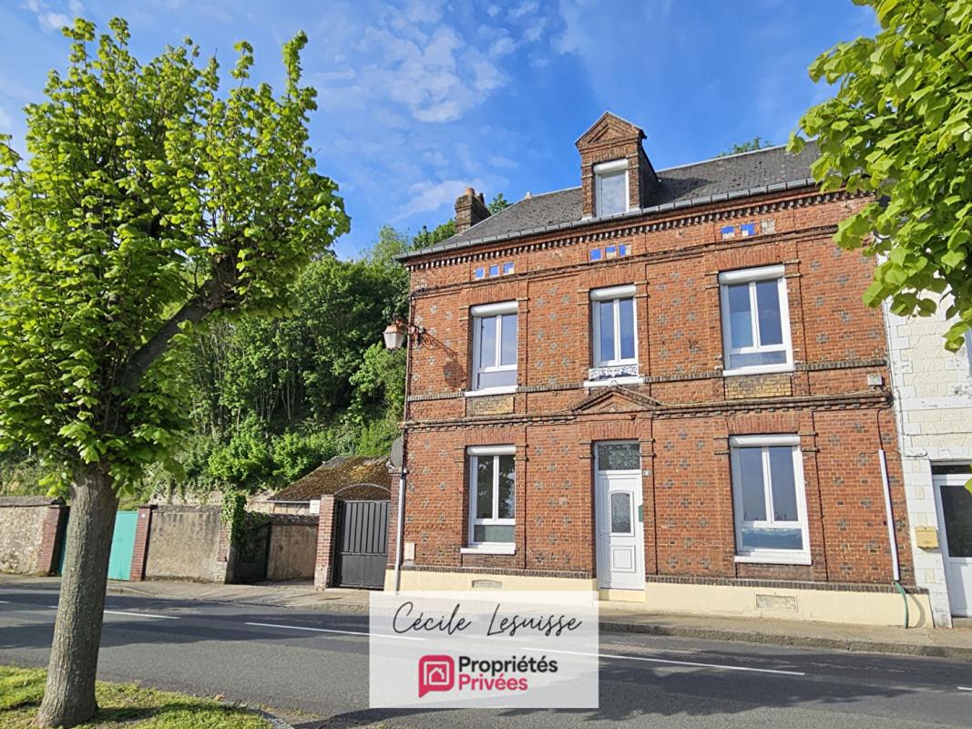 QUILLEBEUF-SUR-SEINE Belle demeure de caractère - 5 pièces 12