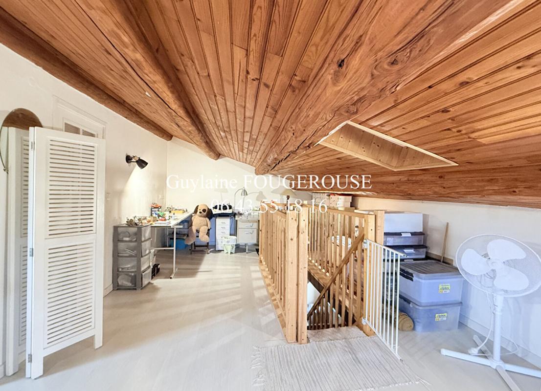 MONTBRISON Maison Ferme en pierres 6 pièce(s) 120 m2 16