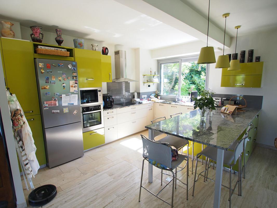 SAINT-JULIEN Maison 193m2 avec un gîte ou chambre d'hôtes 5
