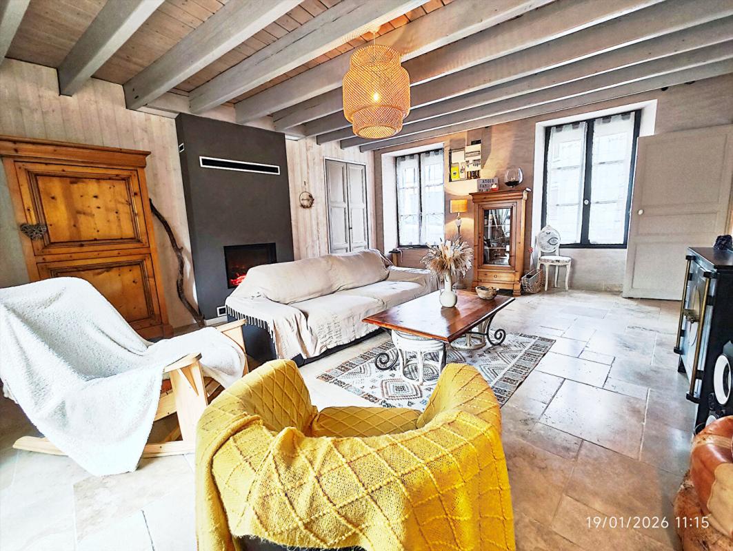 CHAUDRON-EN-MAUGES Maison 184 m² env.- 5 chambres -2 garages - abris et jardin 7