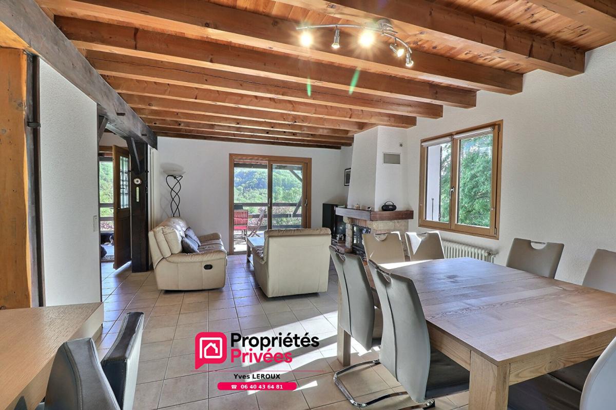 CONTAMINE-SARZIN Maison Contamine Sarzin 7 pièces-174 m2 3