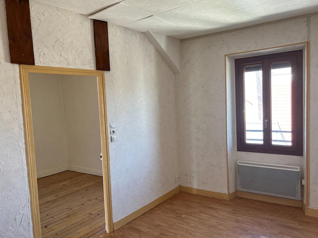 ANGERVILLE Immeuble Angerville 6 pièce(s) 130 m2 5