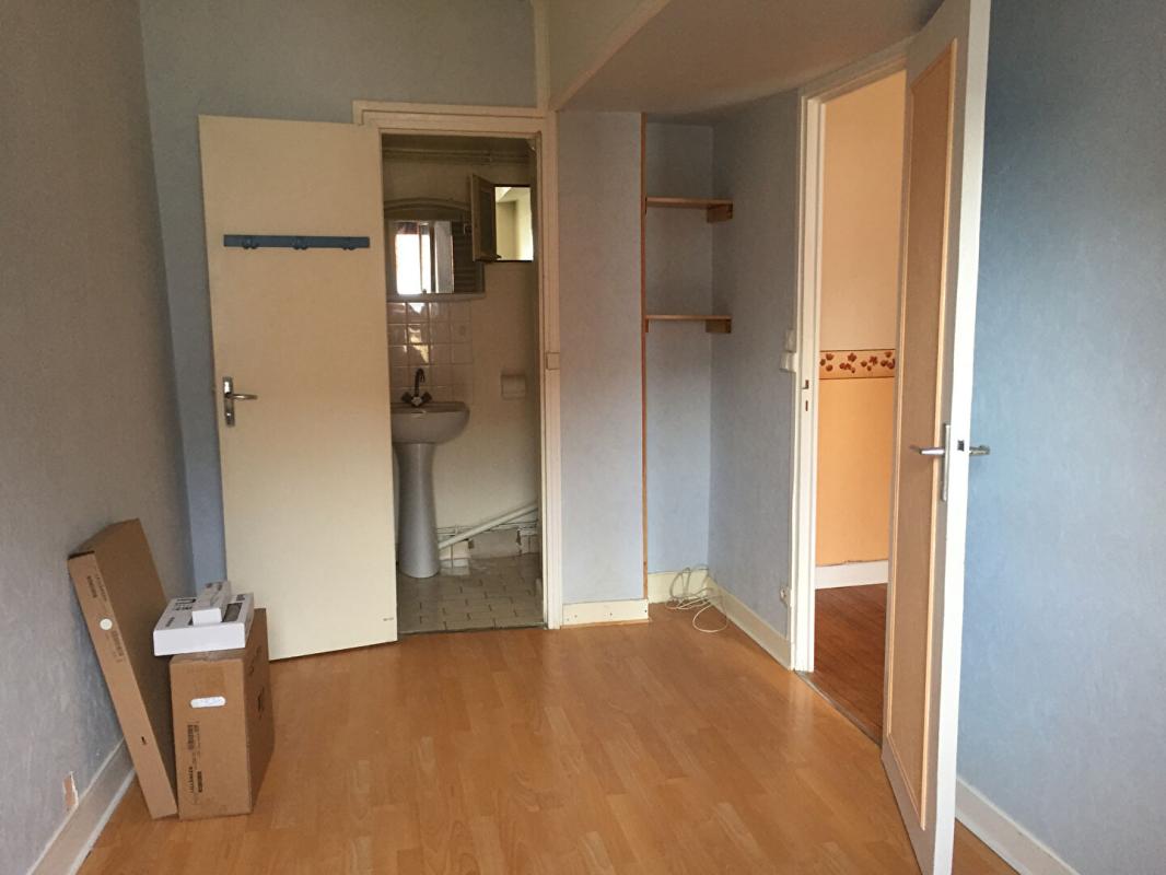 ANGERVILLE Immeuble Angerville 6 pièce(s) 130 m2 9