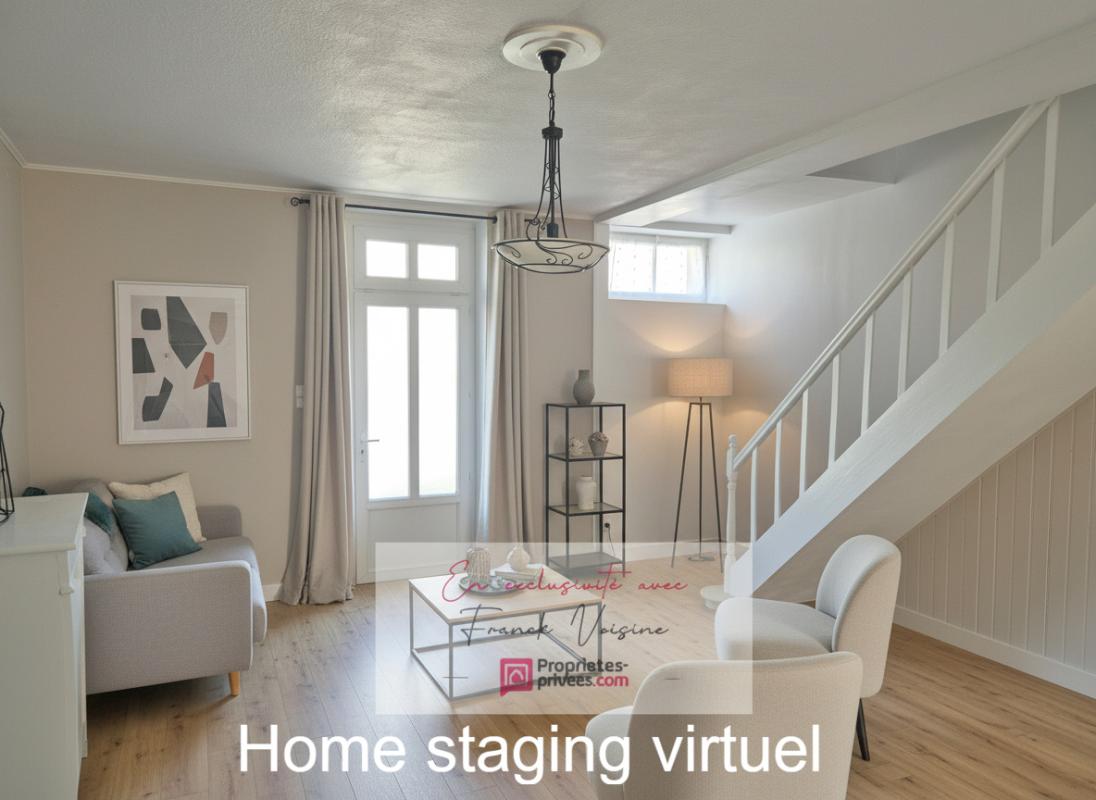 LES HERBIERS A VENDRE en Exclusivité aux Herbiers, Maison de ville de 65 m2 avec 2 chambres et cour fermée 2