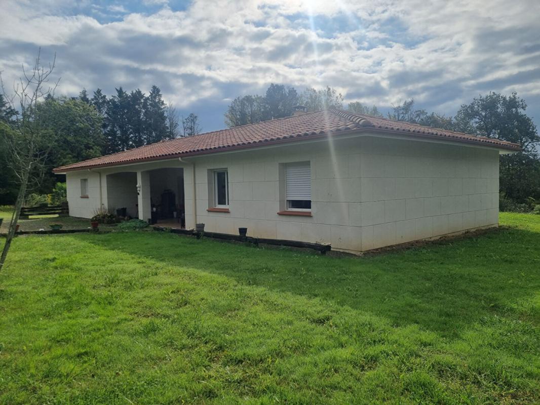 LE HOUGA Maison individuelle récente 2
