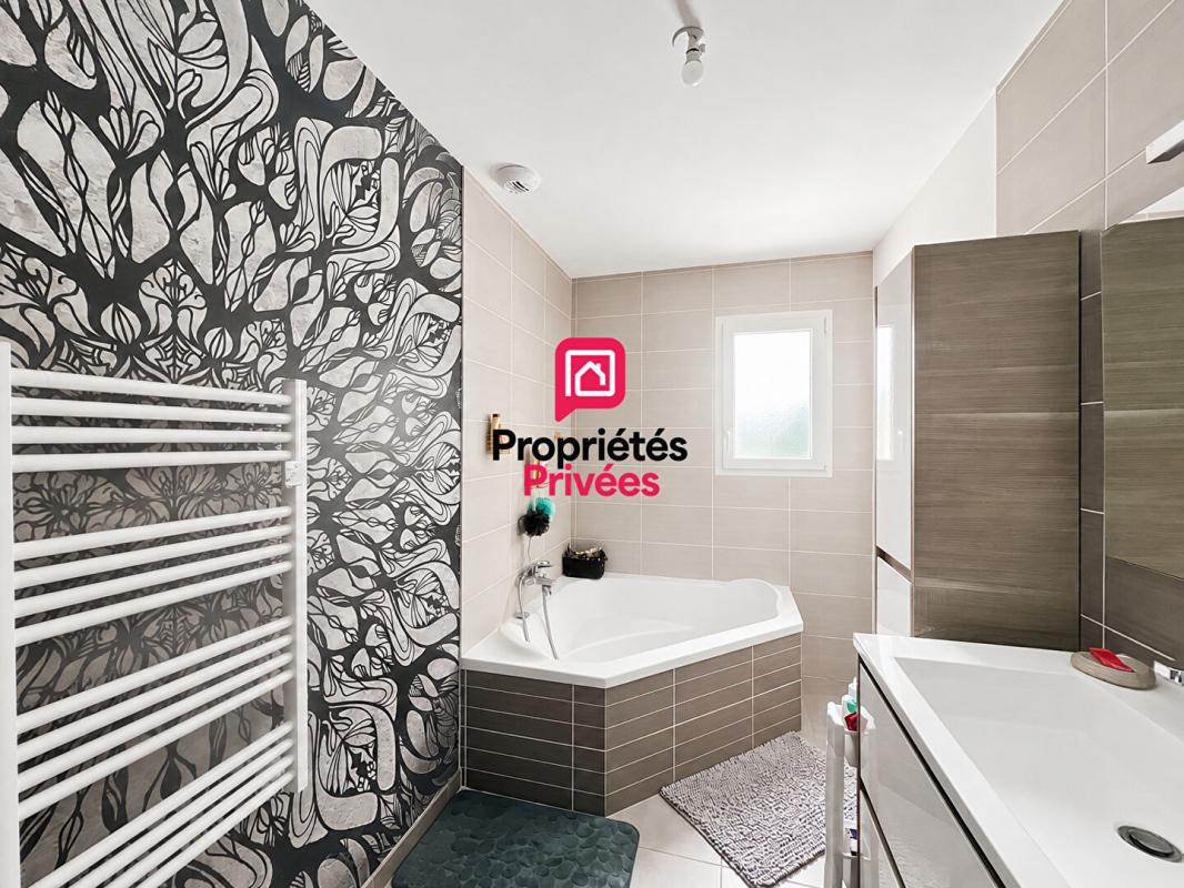 BAZAS Maison contemporaine 4 chambres avec piscine et terrain constructible 14