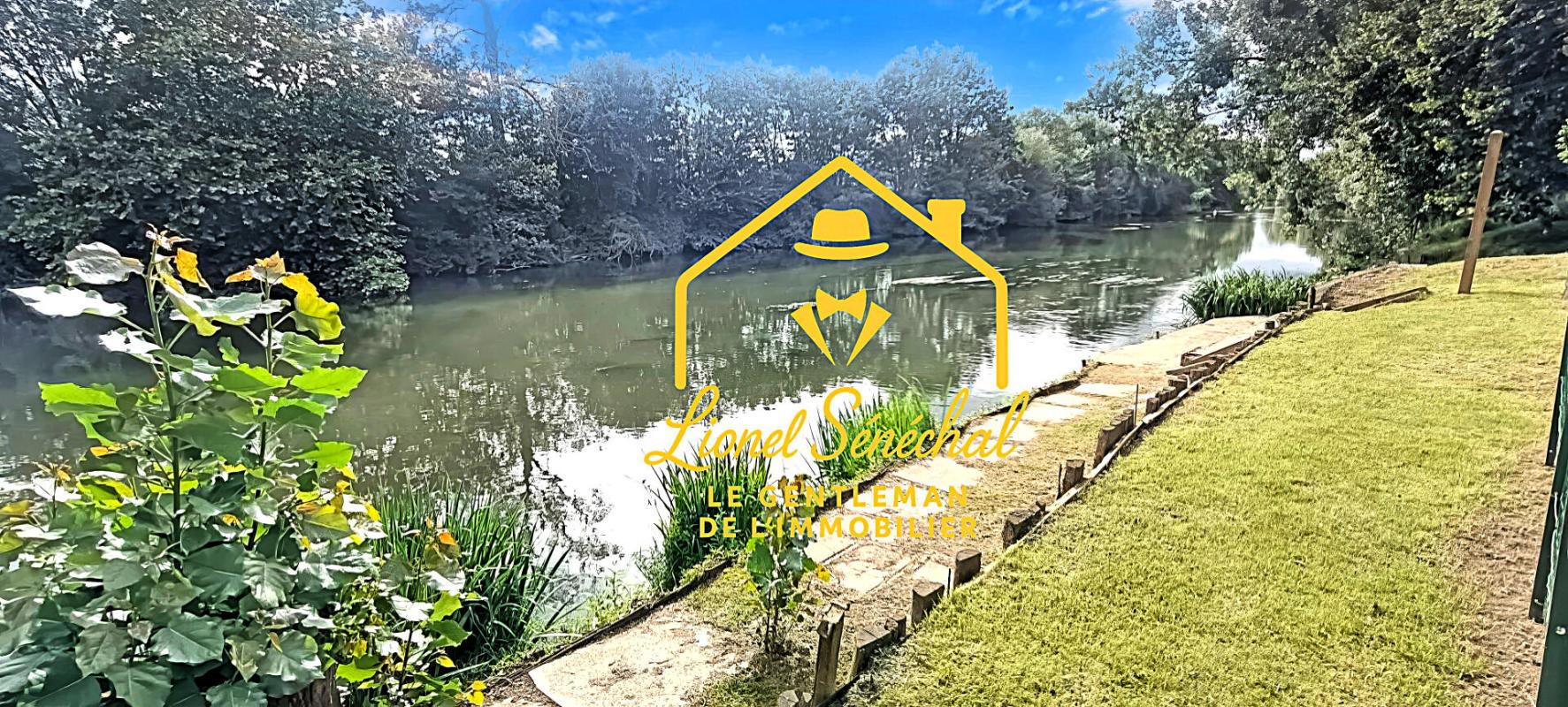 NEUVILLE-SUR-SARTHE Terrain de loisirs de plus de 1 200 m2 avec un préau sur une dalle en dur, un abri de jardin et un accès direct à la rivière 10