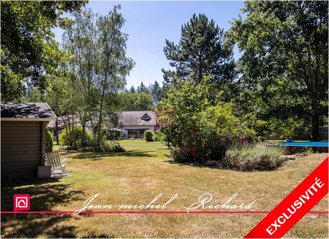 LASSAY-SUR-CROISNE Maison Lassay Sur Croisne 8 pièce(s) 240 m2 18
