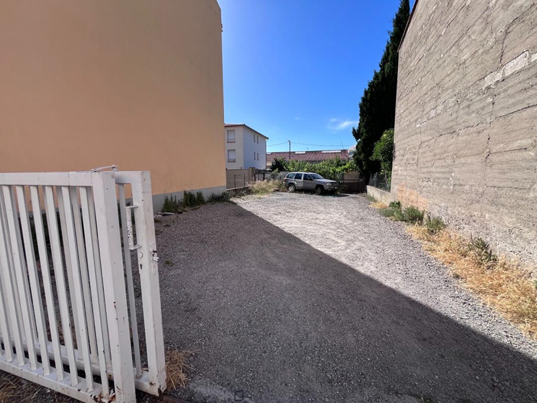 PERPIGNAN Magnifique opportunité , terrain constructible en centre ville de Perpignan de 176 m² possibilités nombreuses 1