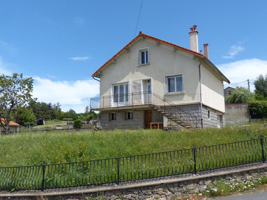 LAUSSONNE Maison de caractère avec vue dégagée -  4 pièces  - Laussonne 1