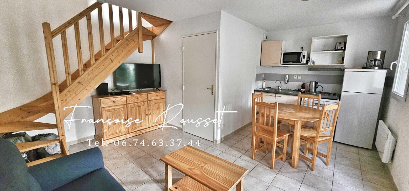 CALVISSON Villa duplex  avec Terrasse ombragée et intimité rare 1