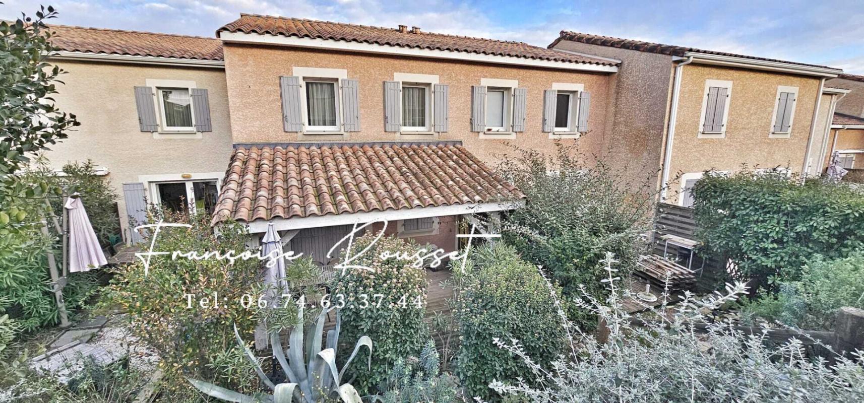 CALVISSON Villa duplex  avec Terrasse ombragée et intimité rare 12