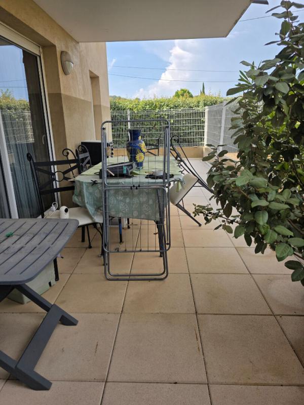 BRIGNOLES BRIGNOLES Appartement T3 avec grande terrasse et parkings 4