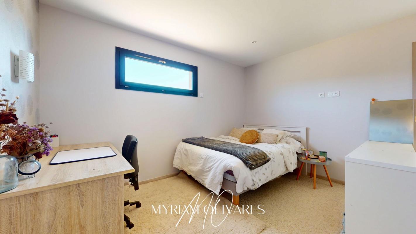 ARAGON EXCLUSIVITE ! Aragon ! Villa 6 pièce(s) 202 m2 AVEC PISCINE ET VUE EXCEPTIONNELLE ! 12