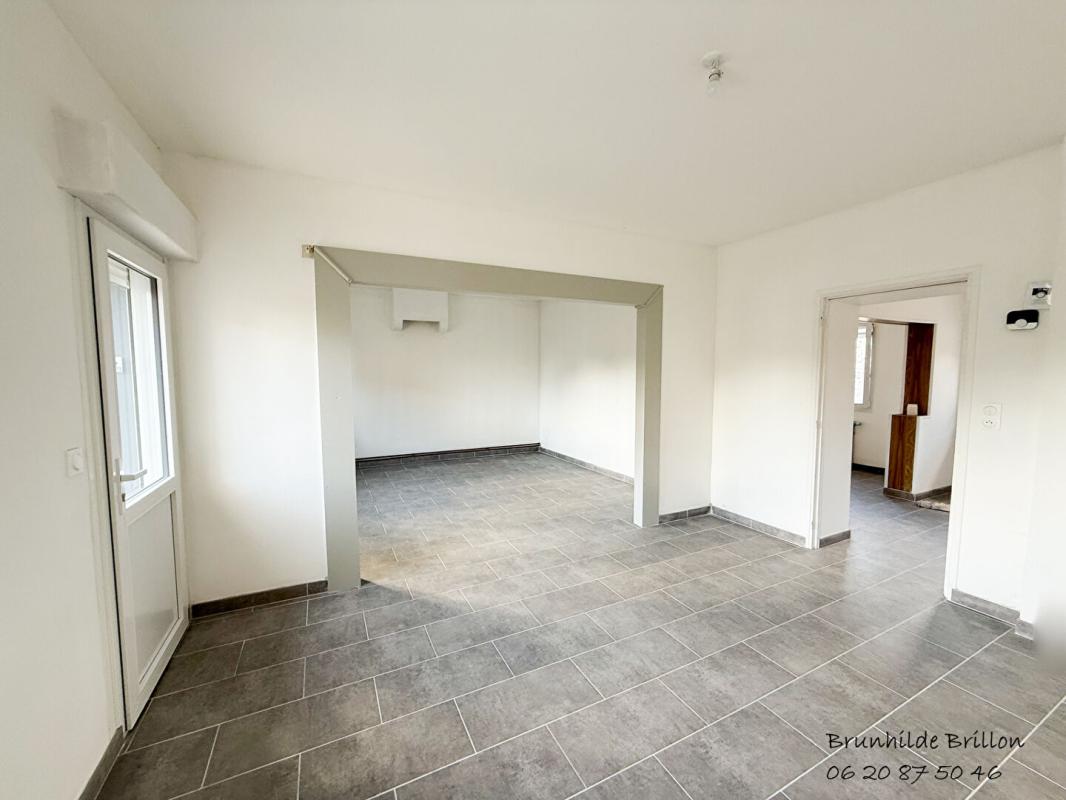 VIMY Maison rénovée Vimy 2 à 3 chambres, jardin 7